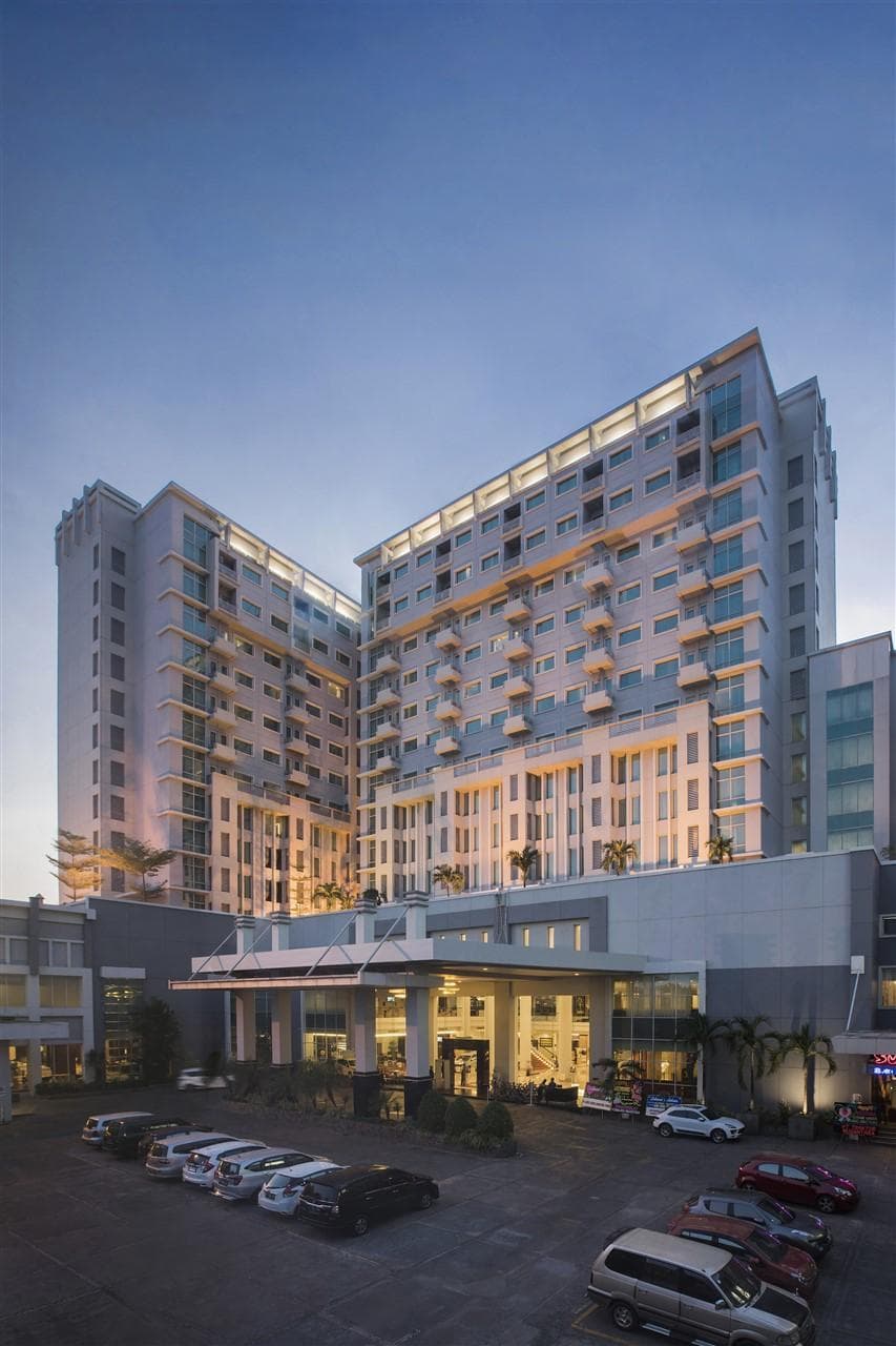 CLARO Makassar Hotel & Convention