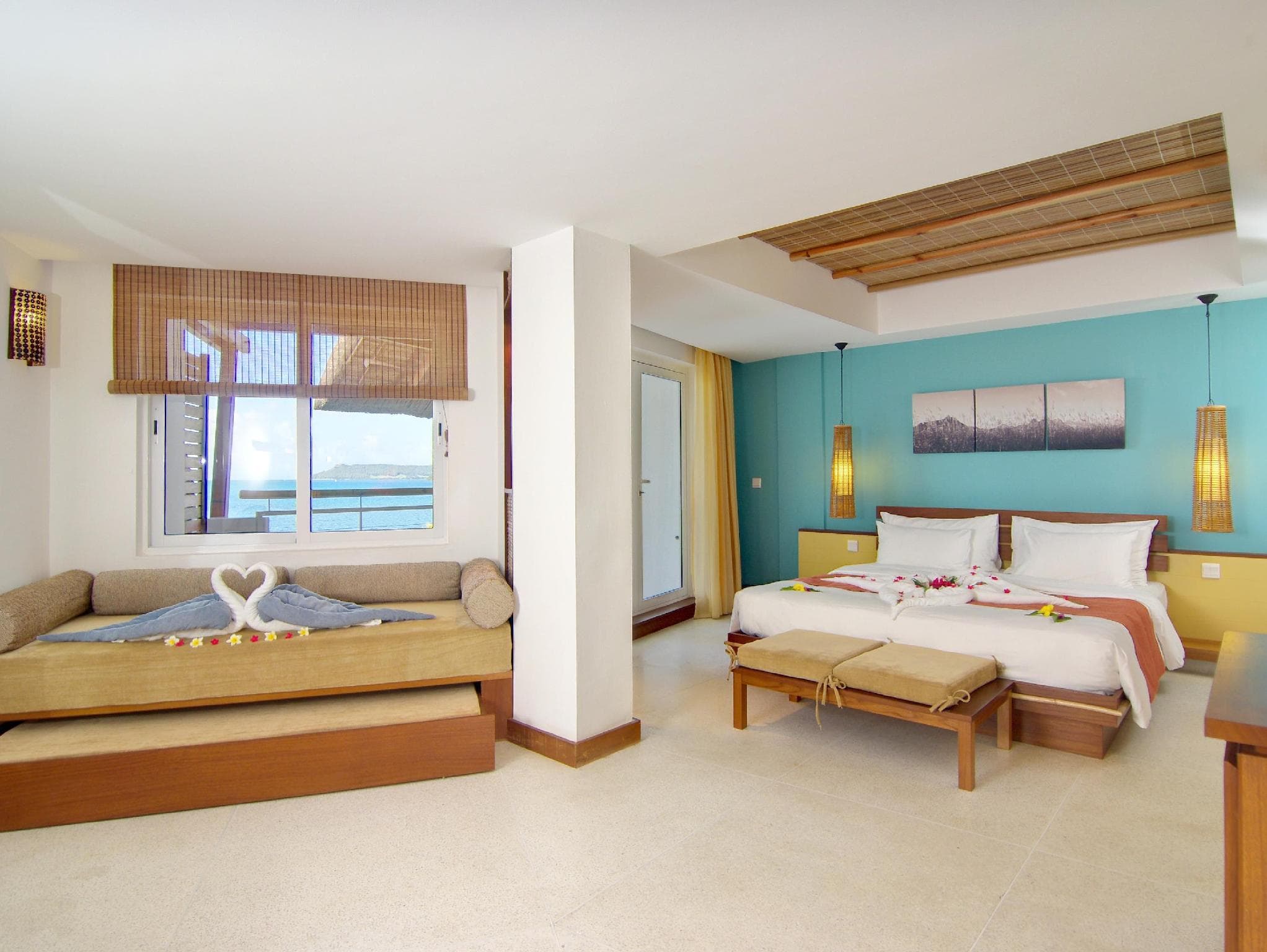 Laguna Beach Hotel & Spa Mauritius