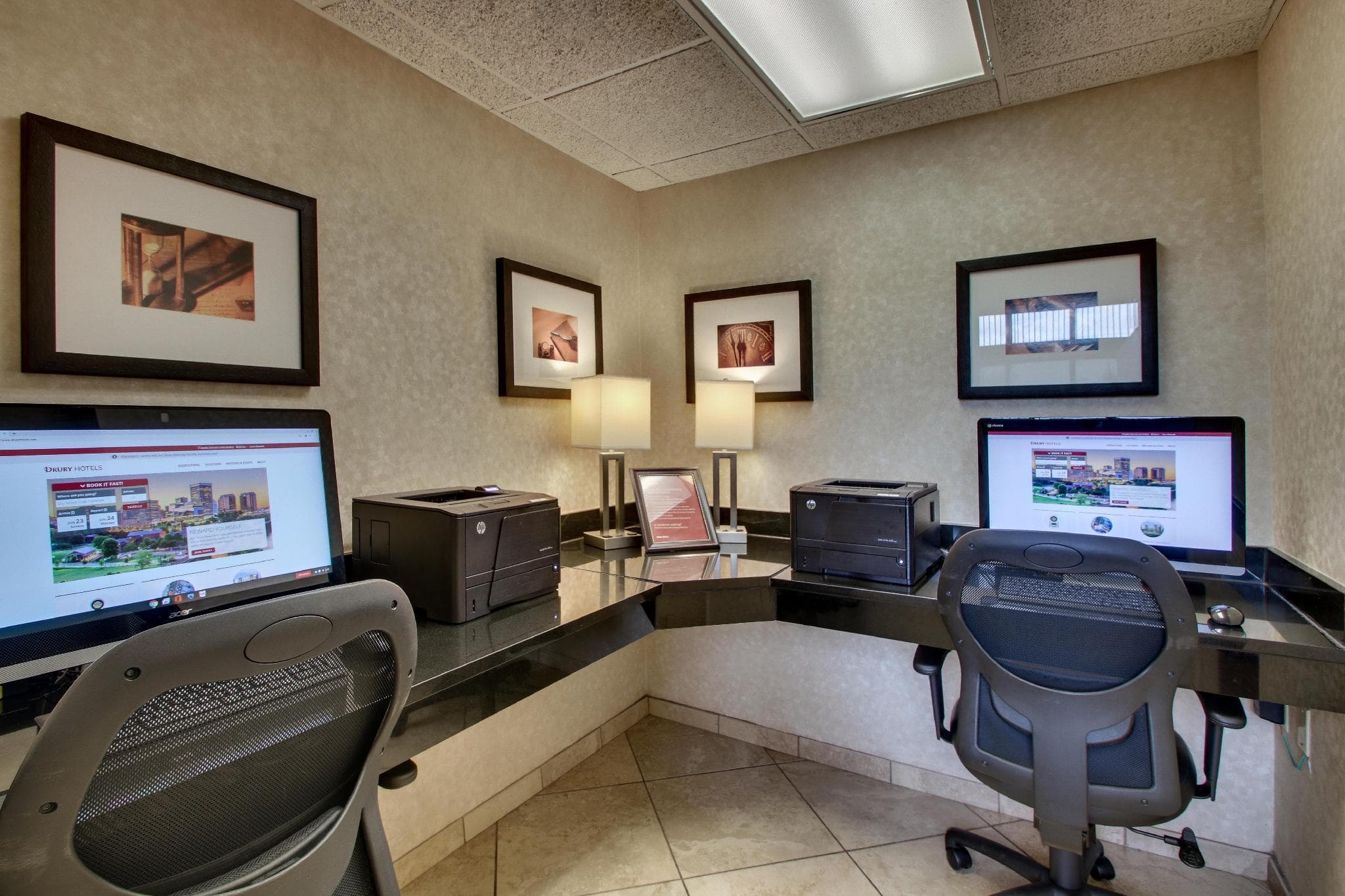 Sonesta Essential Houston Hobby Airport