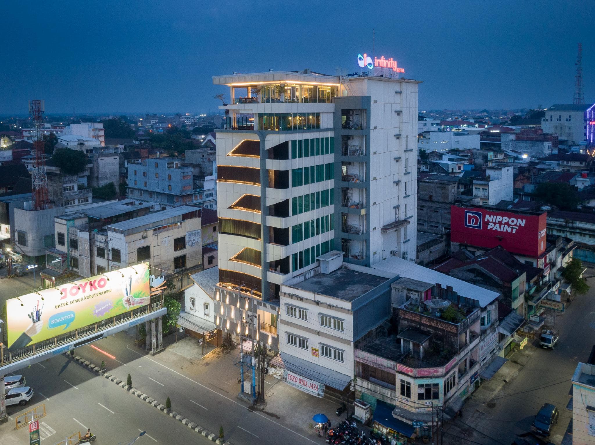Infinity Hotel Jambi - Newly Renovated