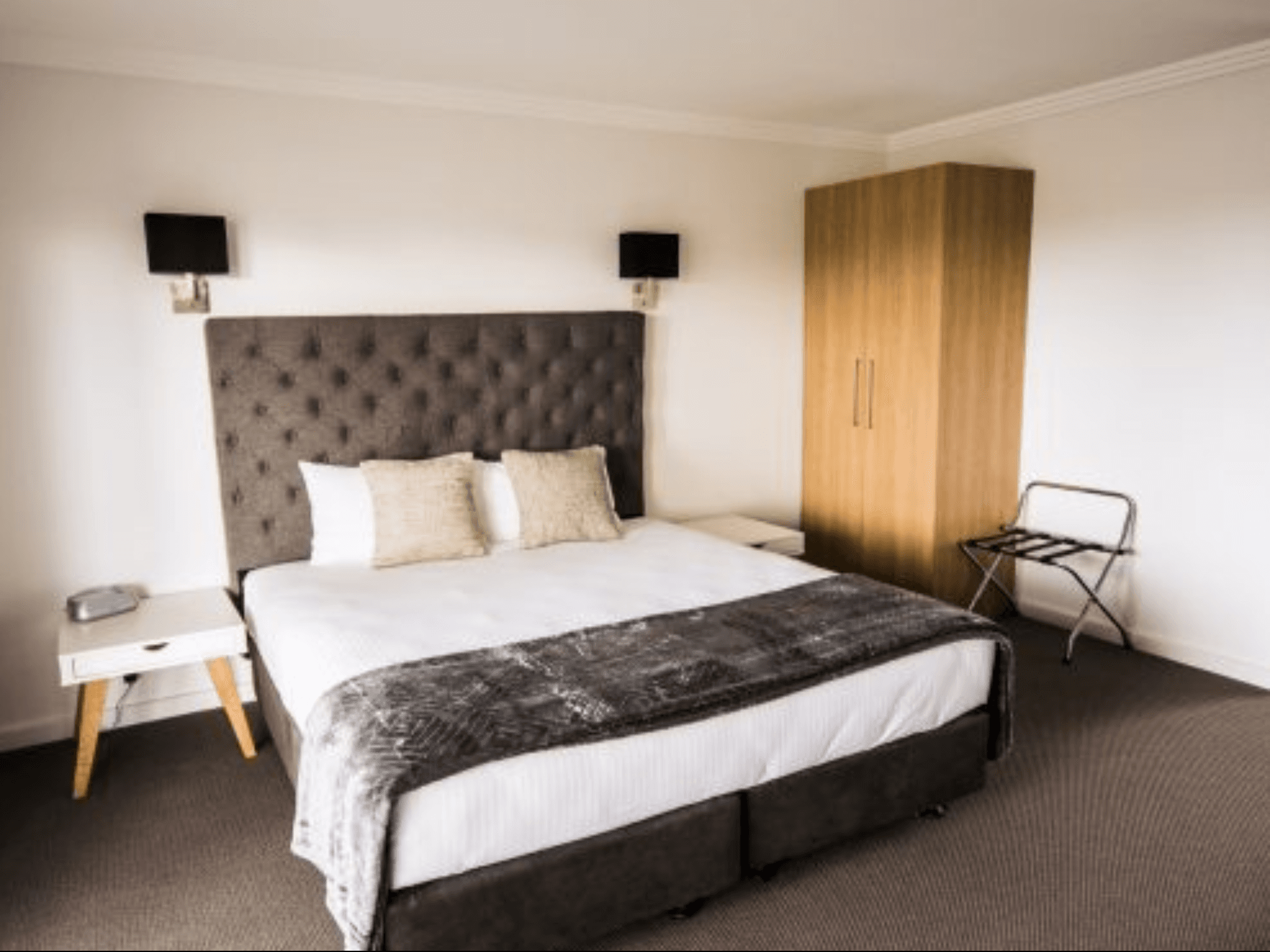 Quays Hotel