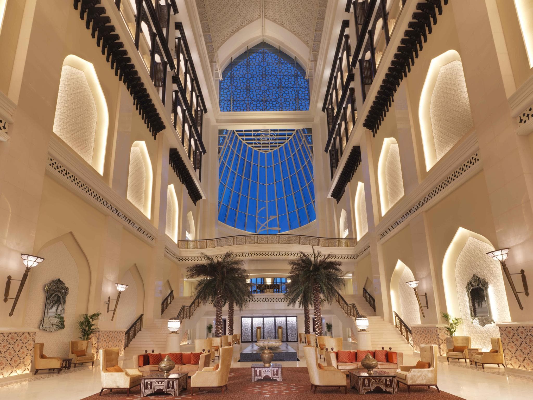 Bab Al Qasr Hotel