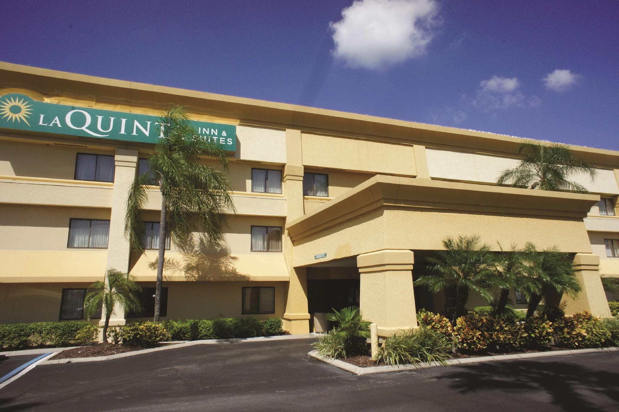 La Quinta Inn & Suites by Wyndham Tampa Brandon West