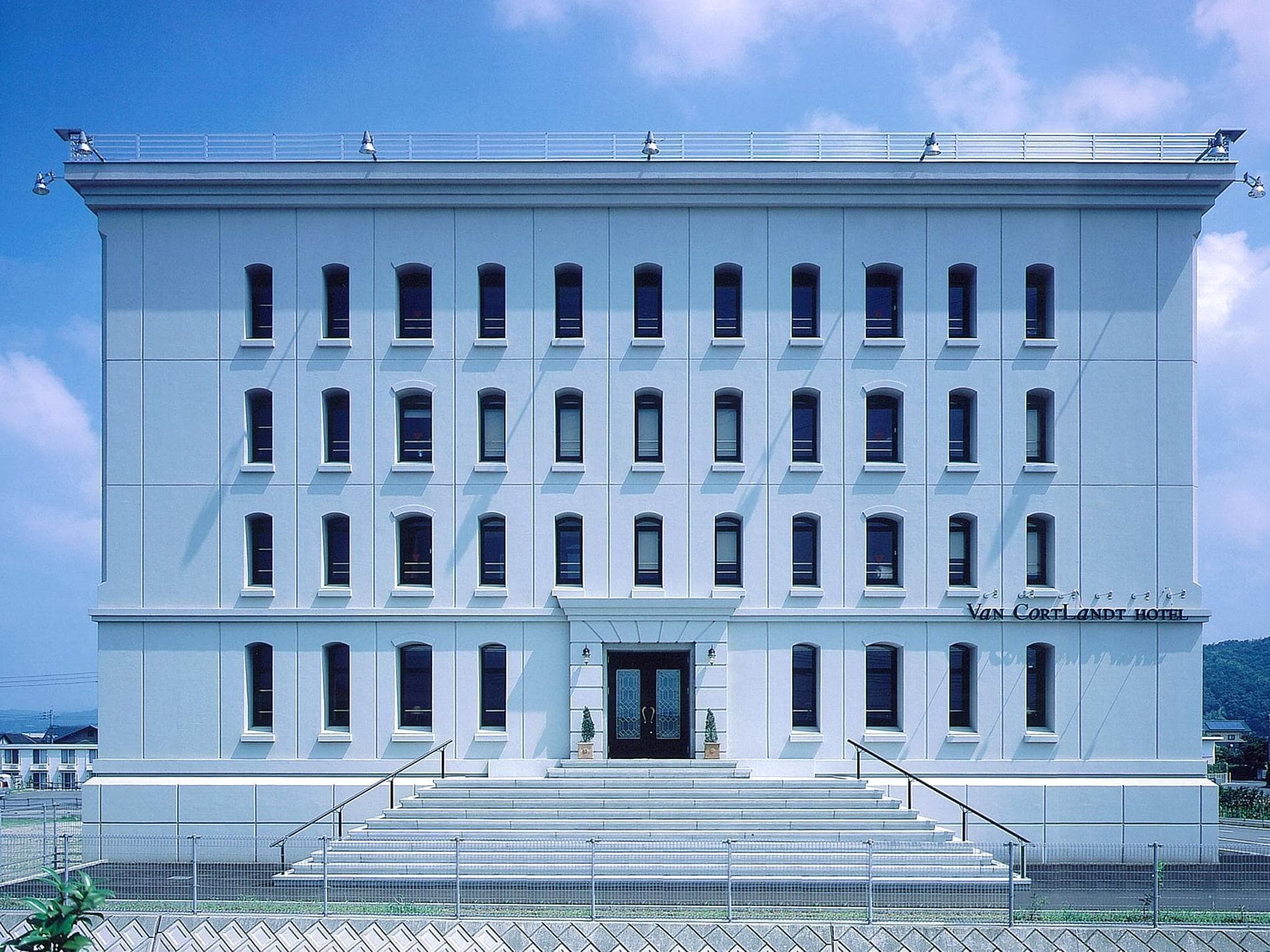 Van Cortlandt Hotel